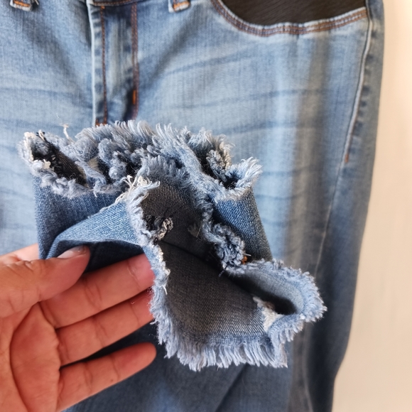 Kancan Maternity Skinny Jeans Size 26 Side Panel Low Rise Medium Wash Raw Hem - Picture 6 of 15